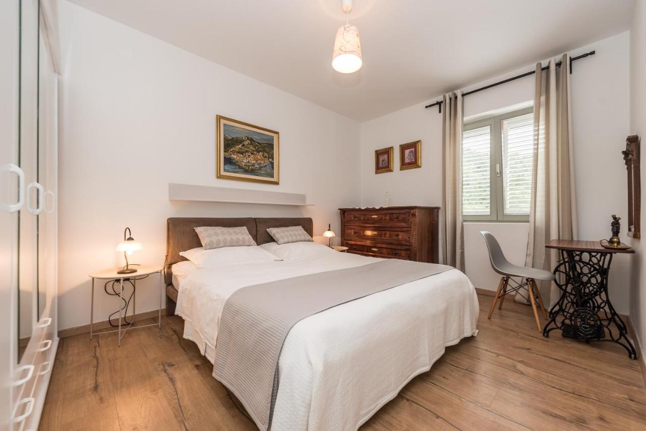 Villa Calendula Novigrad  Esterno foto
